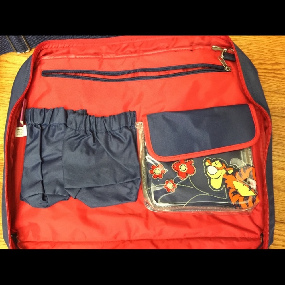 Disney Winnie The Pooh Blue Red Nylon Diaper Bag - Picture 3 of 6